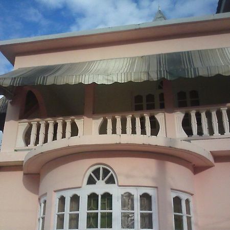 G&R Guesthouse ฟาลมัธ ภายนอก รูปภาพ